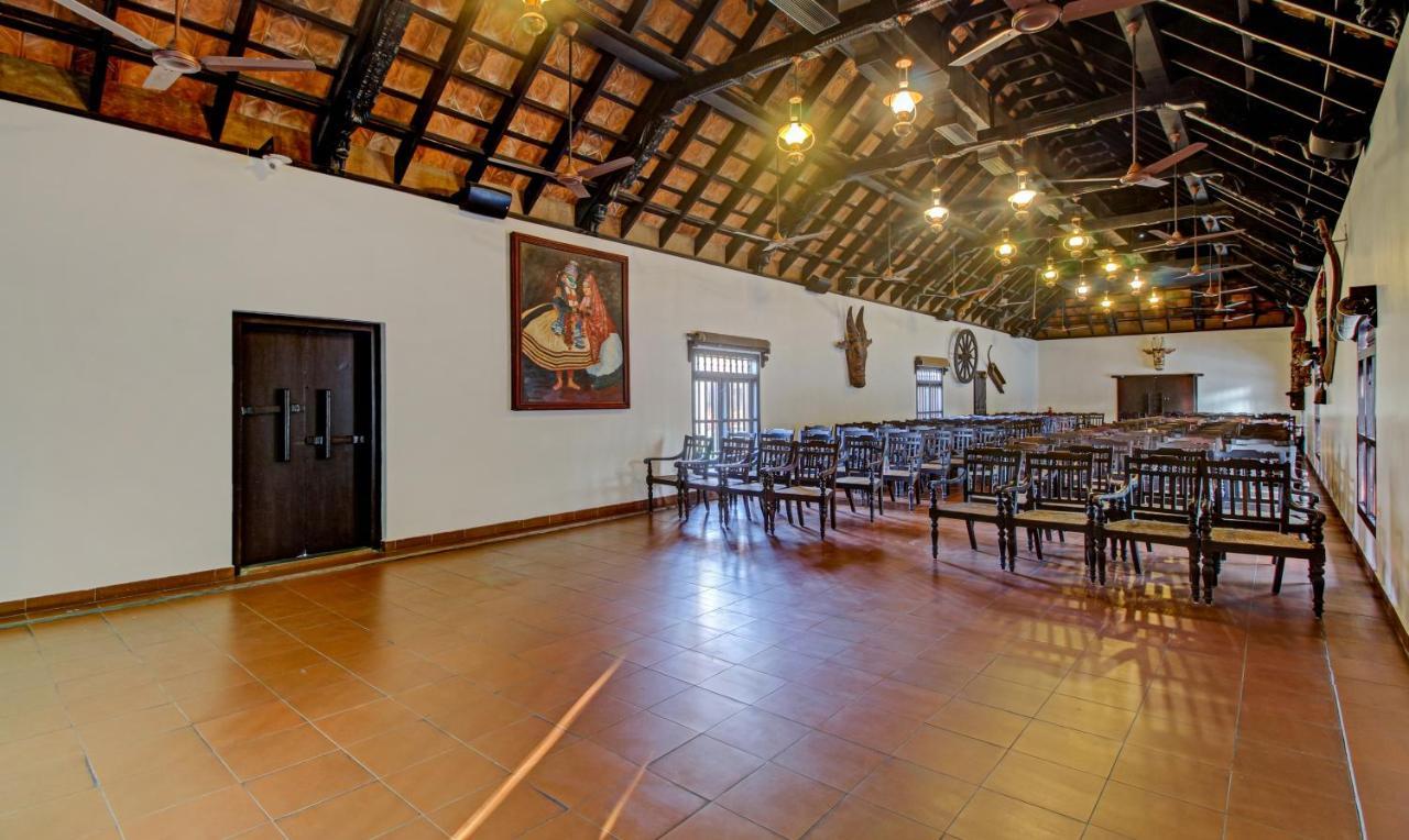 Treebo Premium Travancore Palace Cherthala Alappuzha Экстерьер фото