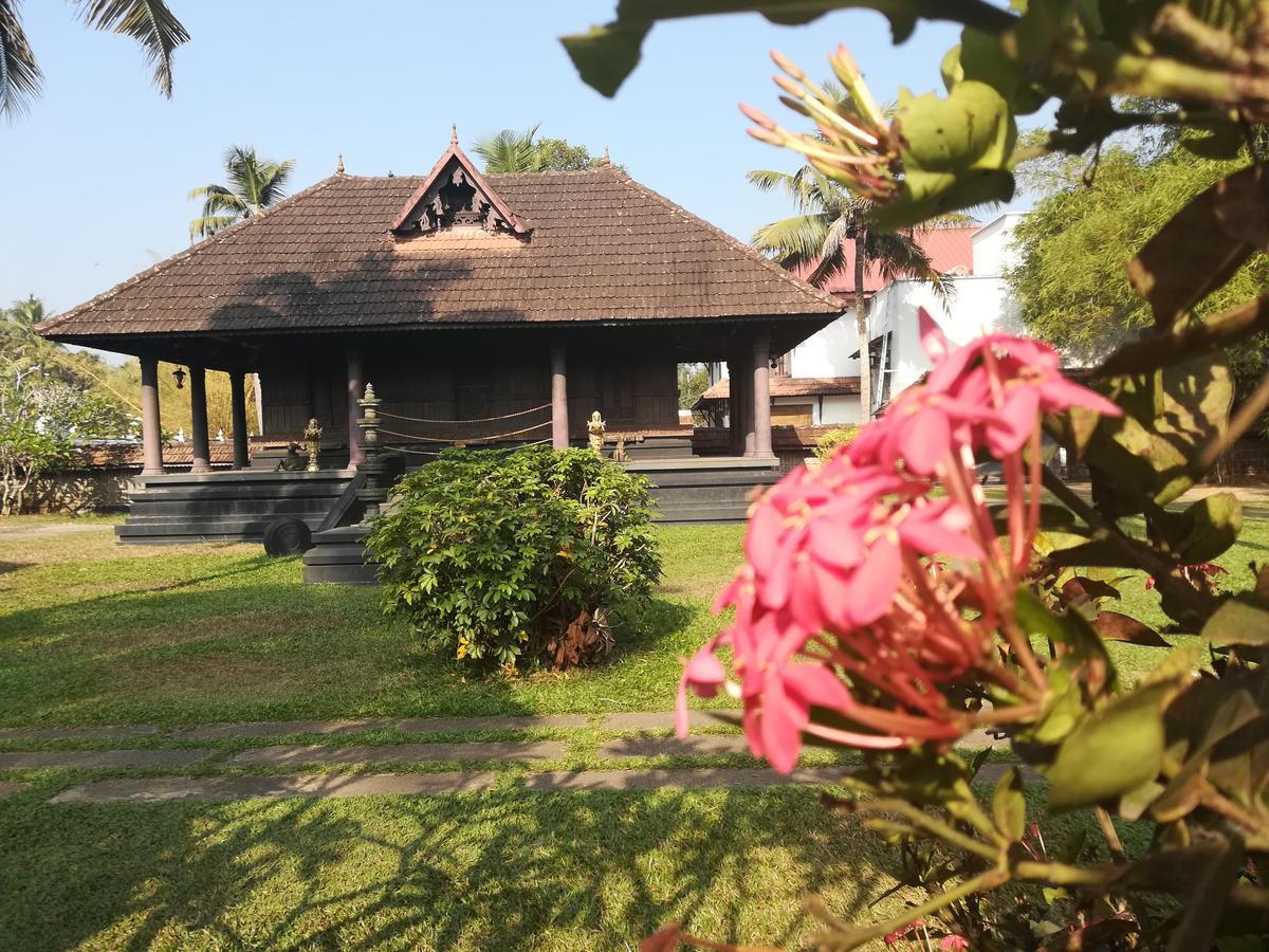 Treebo Premium Travancore Palace Cherthala Alappuzha Экстерьер фото